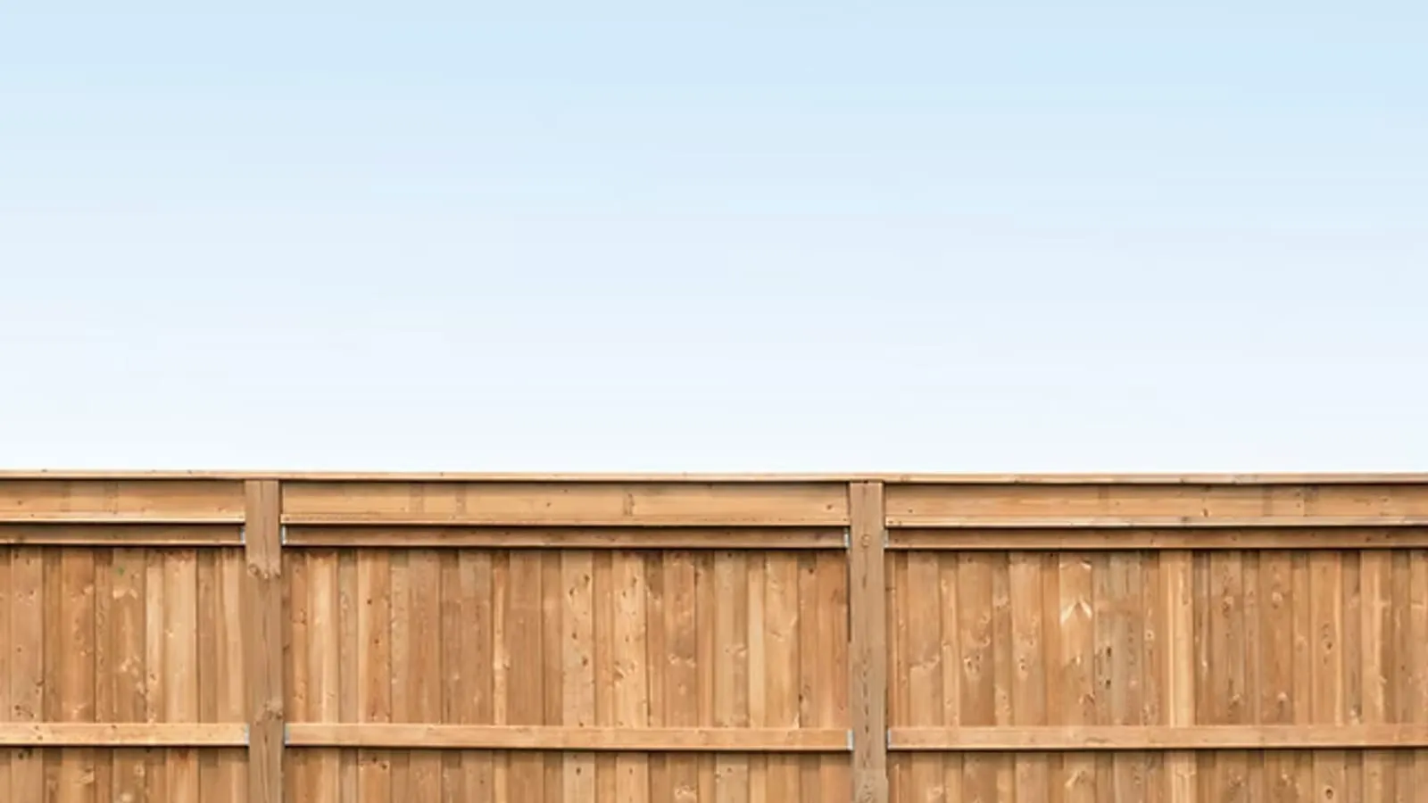 Example of fencing work by Holmes Landscapes